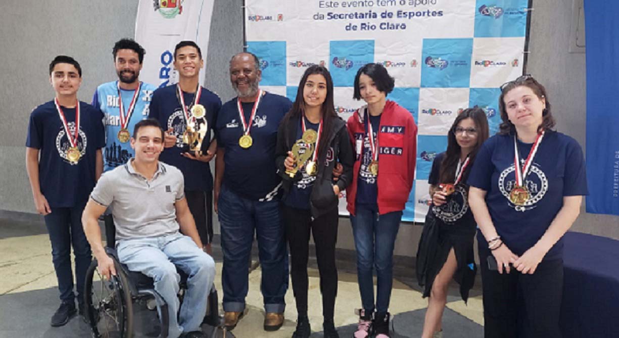 Adolescente do Dom Bosco é campeão da 2ª Olimpíada de Xadrez