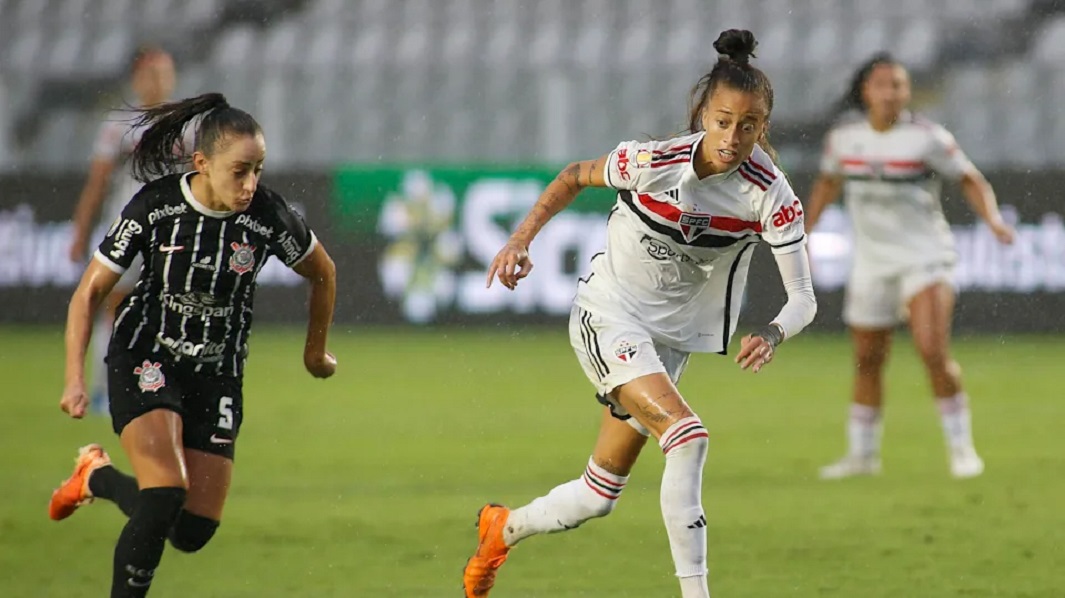 Erika (#99 Corinthians) during the Campeonato Paulista Feminino football  match between Corinthians x Santos at Parque Sao Jorge in Sao Paulo,  Brazil. Richard Callis/SPP Credit: SPP Sport Press Photo. /Alamy Live News